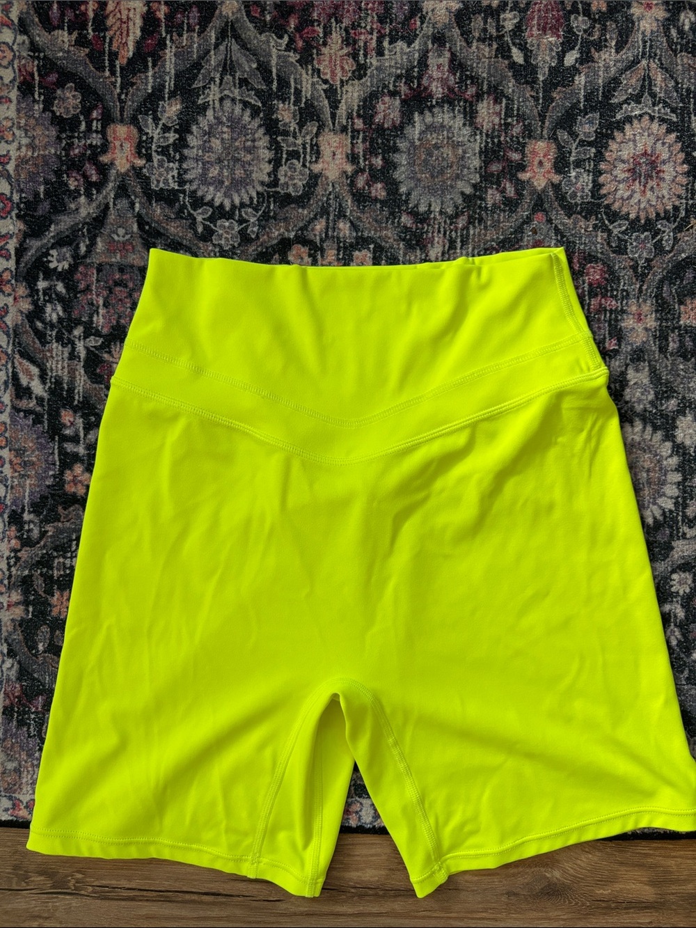 Vitality High-Waist Performance Bike Shorts in Neon Yellow
